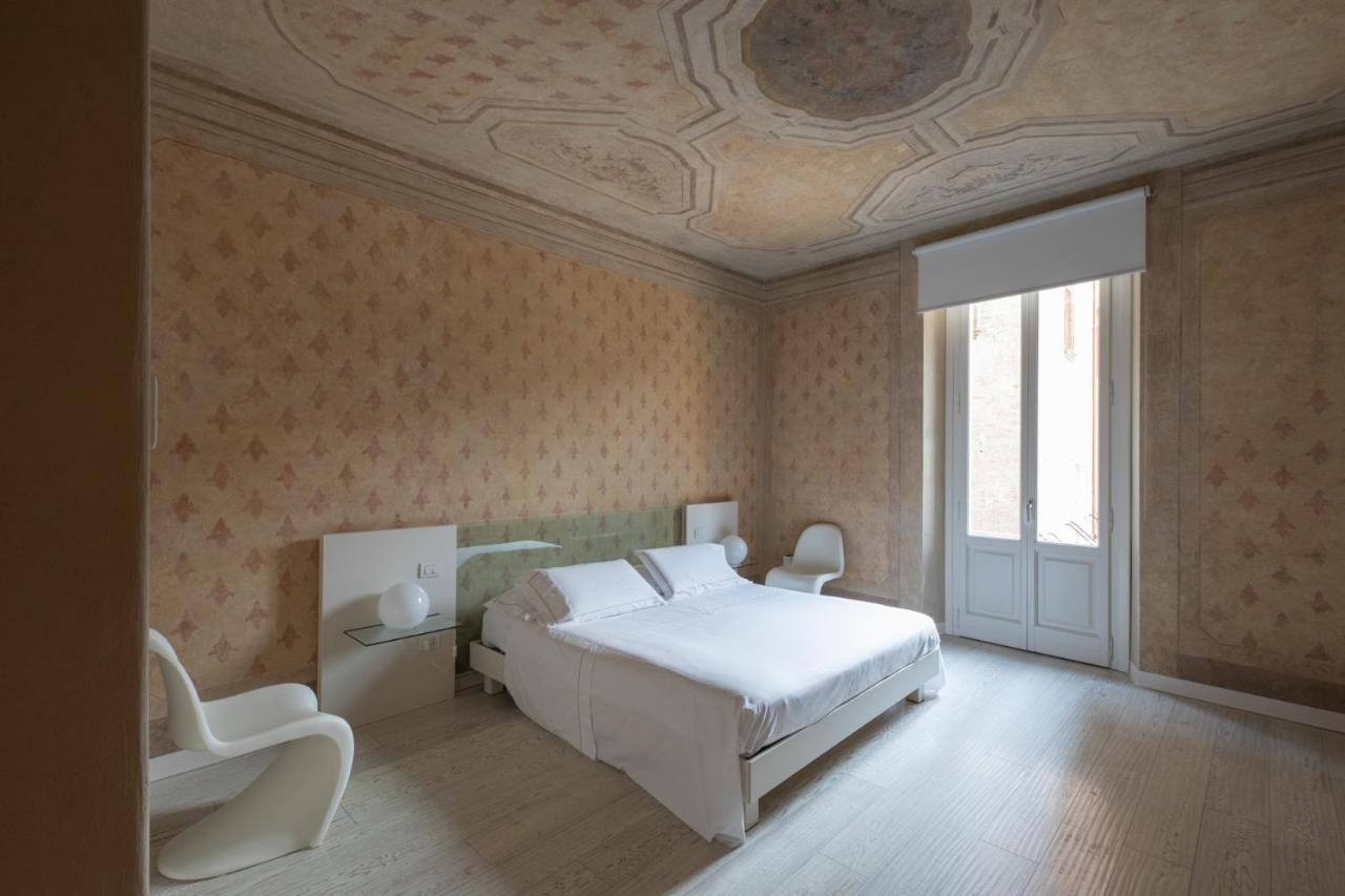 HOTEL SCARAVELLI RESIDENZA MANTOVA Italy from 184 HOTELMIX